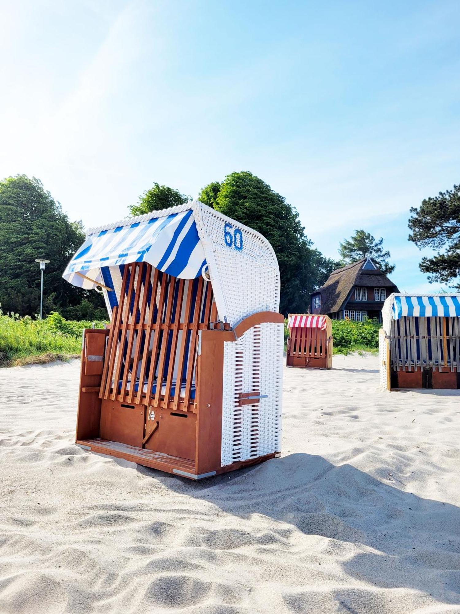 Moderne Maisonette Ferienwohnung Mit Gartenzugang, Nur 7 Gehminuten Zum Strand, Parkplatz & Fahrradunterstellplatz Scharbeutz Eksteriør bilde