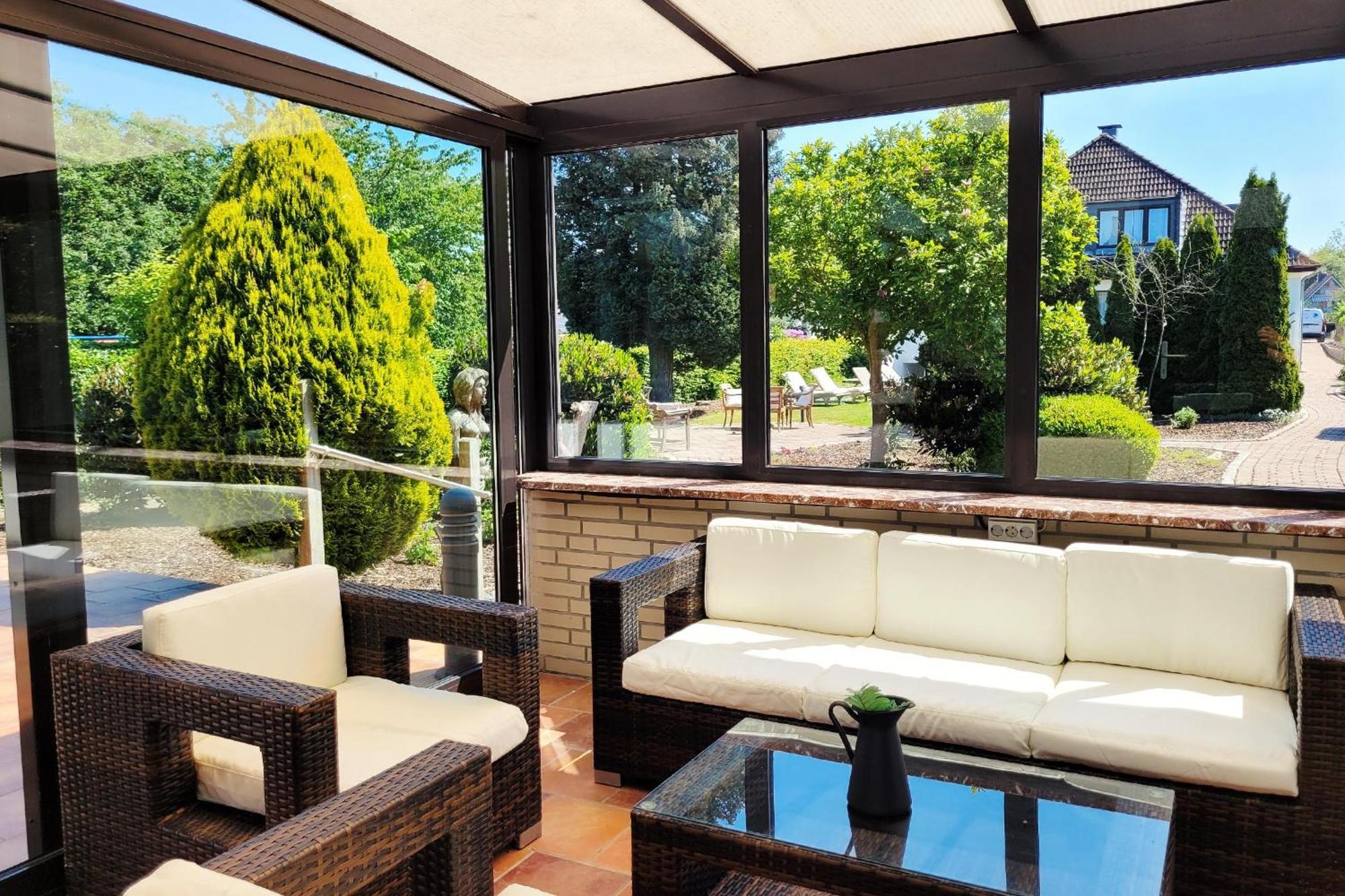 Moderne Maisonette Ferienwohnung Mit Gartenzugang, Nur 7 Gehminuten Zum Strand, Parkplatz & Fahrradunterstellplatz Scharbeutz Eksteriør bilde